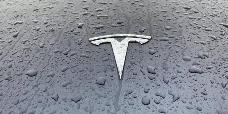На німецькому заводі. Tesla виготовлятиме машини вартістю 25 000 євро