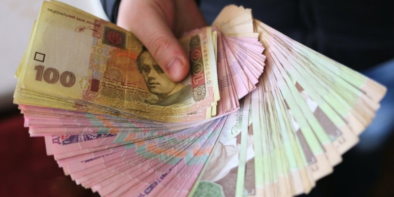 Пенсії: кому з українців зменшать виплати в 2024 році та з якої причини