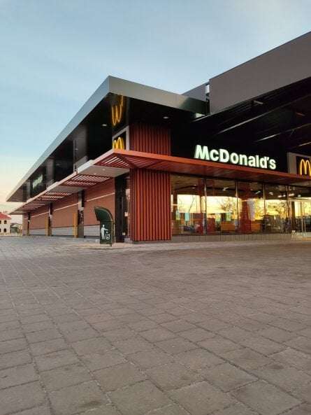 McDonald’s відкрив новий ресторан на трасі Київ-Чоп — фото