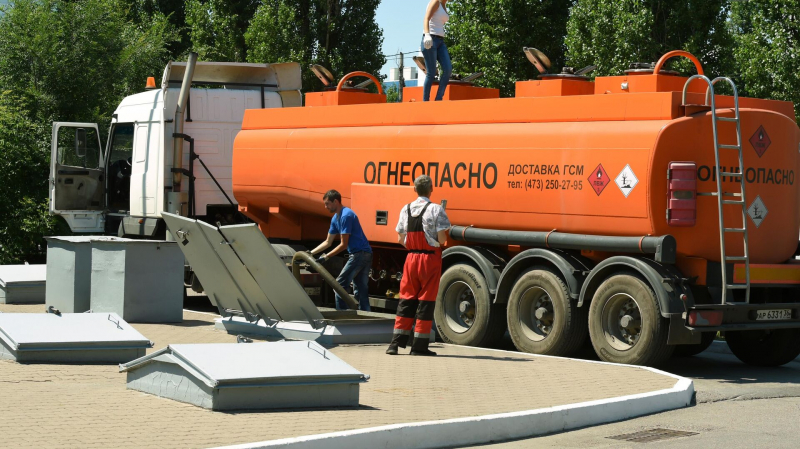 Сколько российского бензина продадут в Казахстан без уплаты пошлин